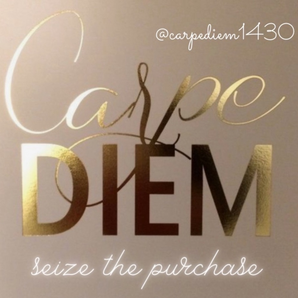 POSHMARK @carpediem1430